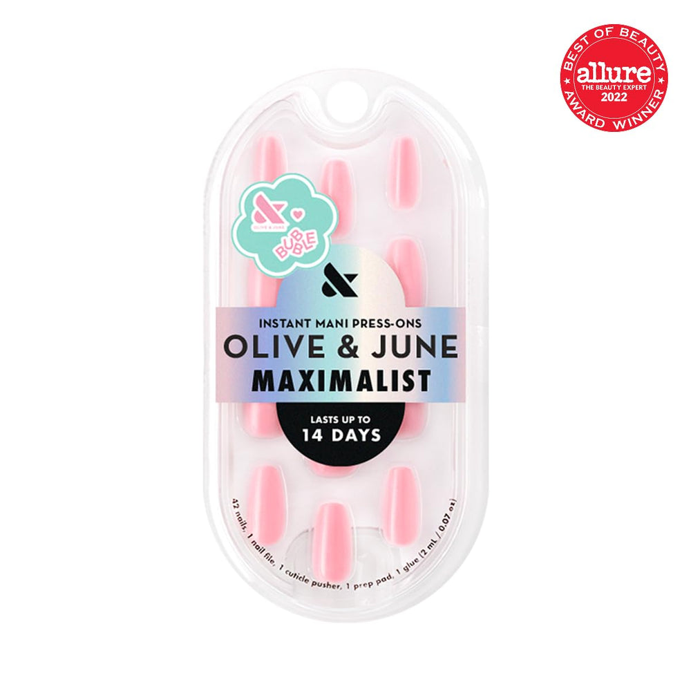 Olive & June press-on nails laid out in 21 sizes to ensure a tailored, natural fit