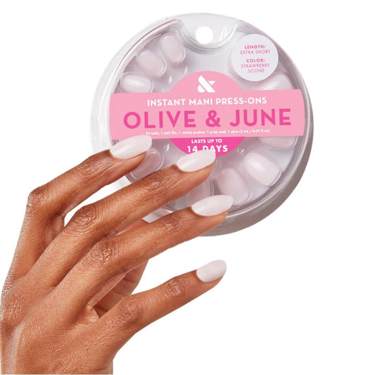 Olive & June front packaging showing nails and tools for an instant realistic mani