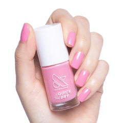 Olive & June bottle front showing taffy pink shade and quick-dry benefit