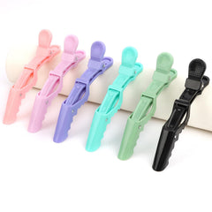 Ondder clip sealing a snack bag showing versatile household usefulness