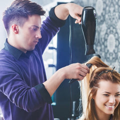 Ondder clip size scale comparison showing 4.5-inch length for broad hair sections