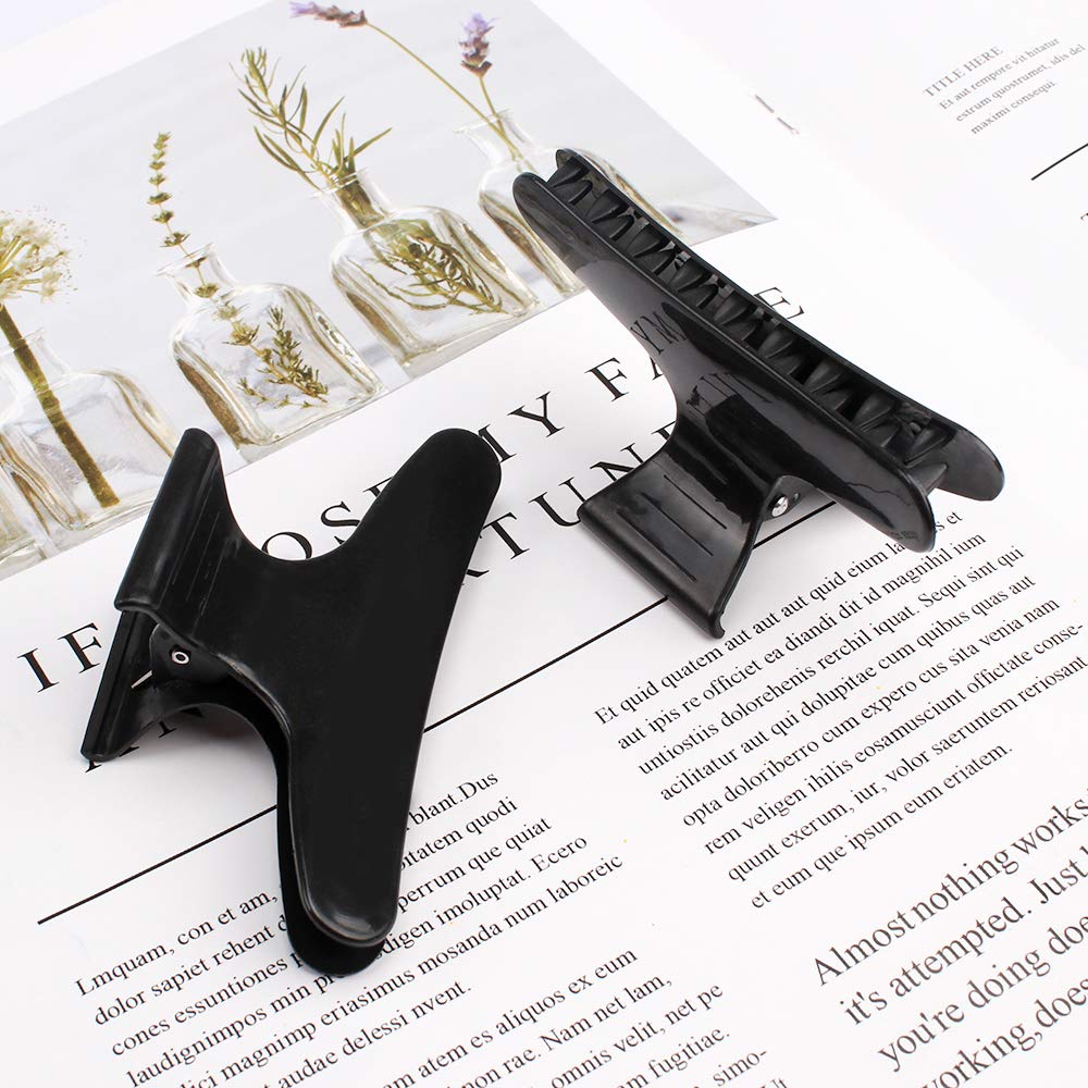 Ondder clips in salon styling setup demonstrating efficient multitasking