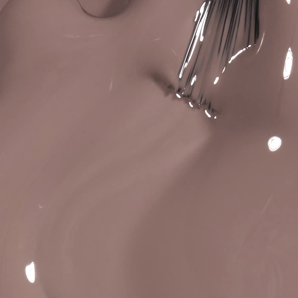 OPI pro-wide brush painting a smooth stroke for even coverage benefit