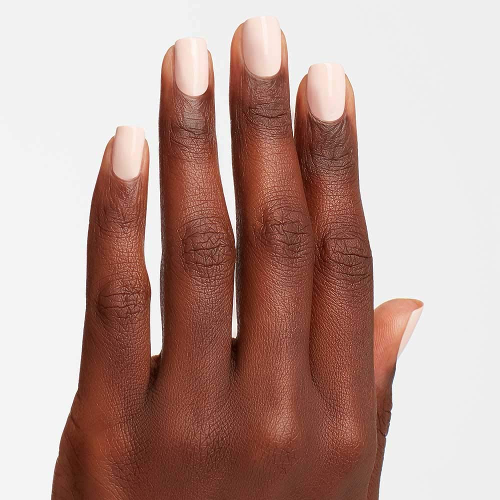 OPI close-up of crème texture with high-shine reflection benefit