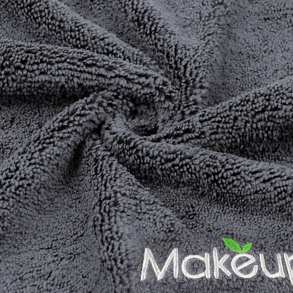 Orighty close-up microfiber fibers showing soft texture and effective lift