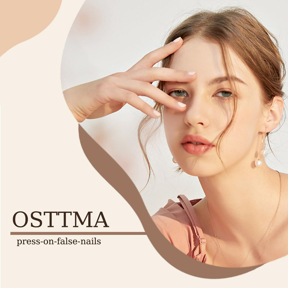 OSTTMA lifestyle outdoor shot showing summer manicure that complements outfits