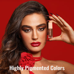 Oulac used as eyeliner for sharp glitter liner and long-lasting wear