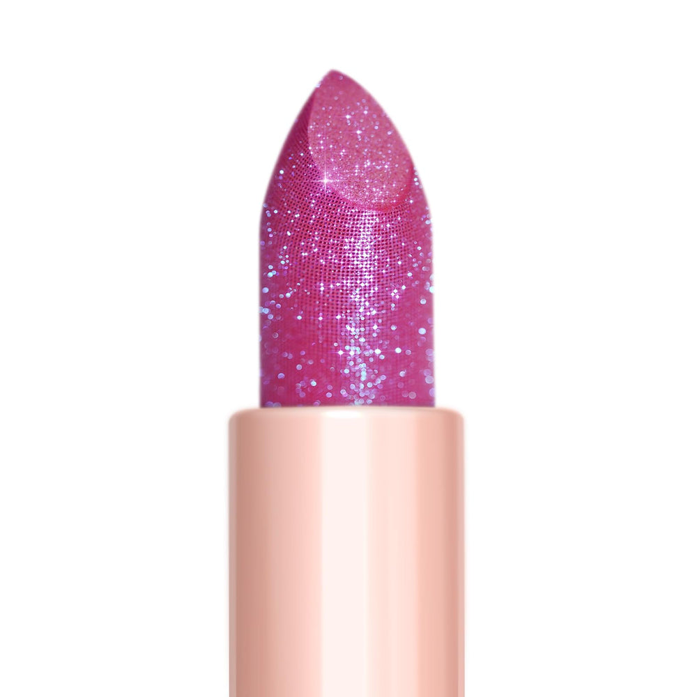 Oulac lipstick inside makeup bag demonstrating portable everyday benefit