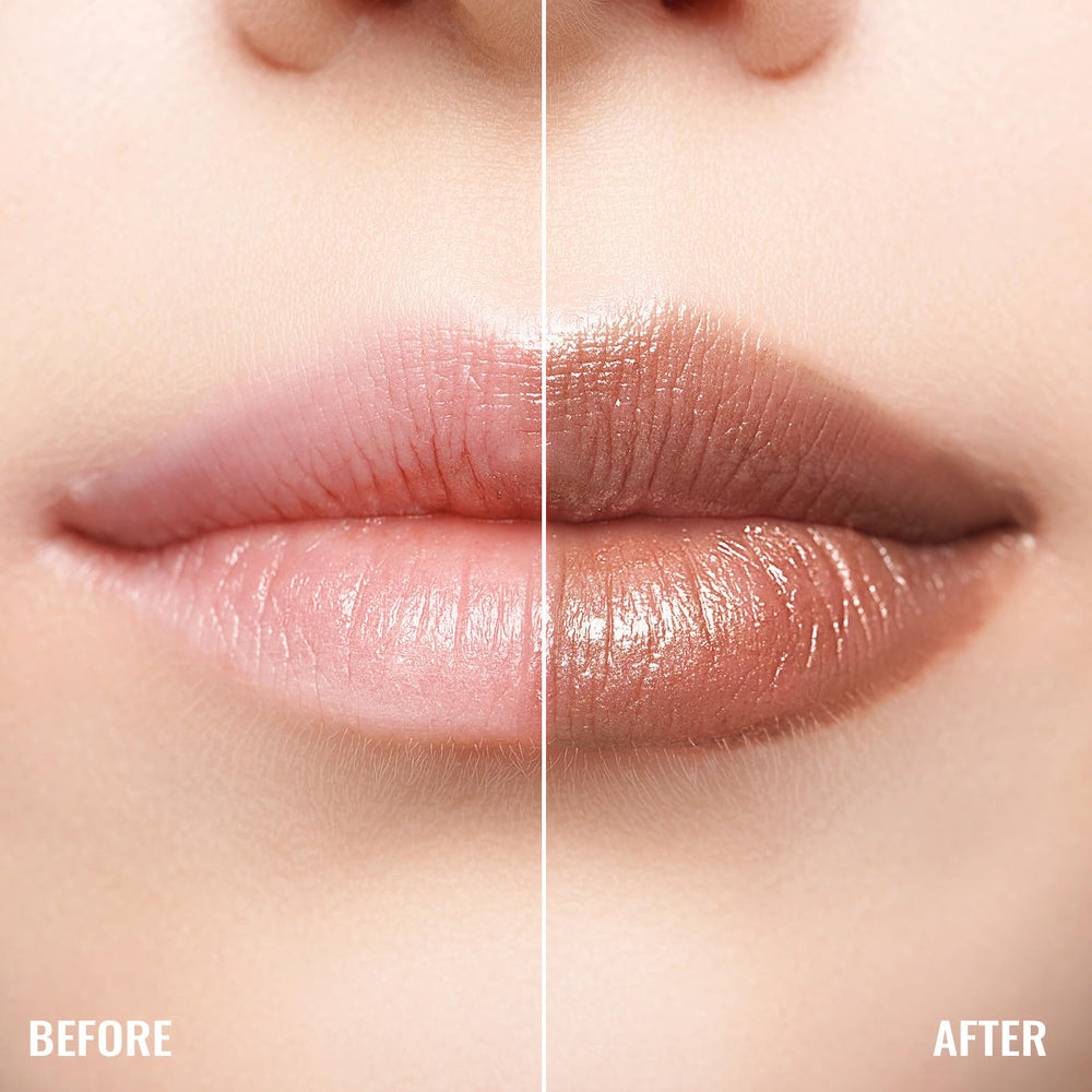 Oulac lipstick applied on lips showcasing intense metallic shine benefit