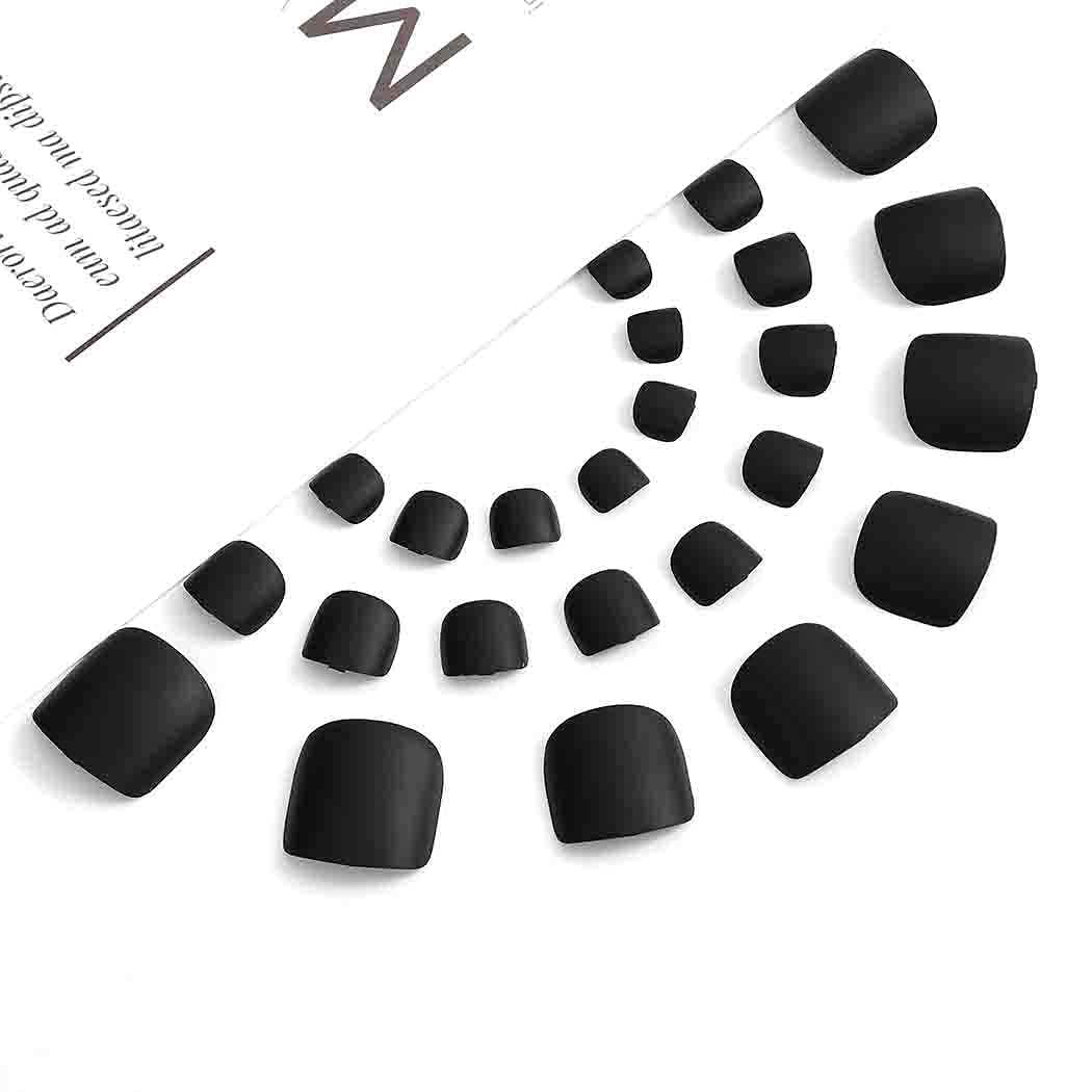 Outyua back-of-pack label showing materials and included pieces for clarity
