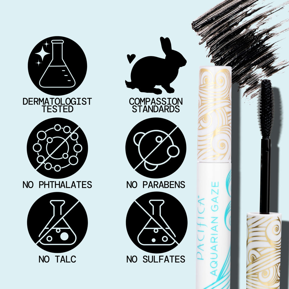 Pacifica Aquarian Gaze brush close-up showing molded bristles for clump-free separation