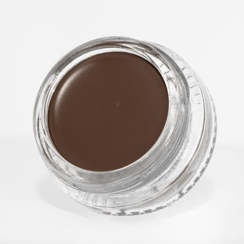 Palladio product applied with angled brush demonstrating precise shaping benefit