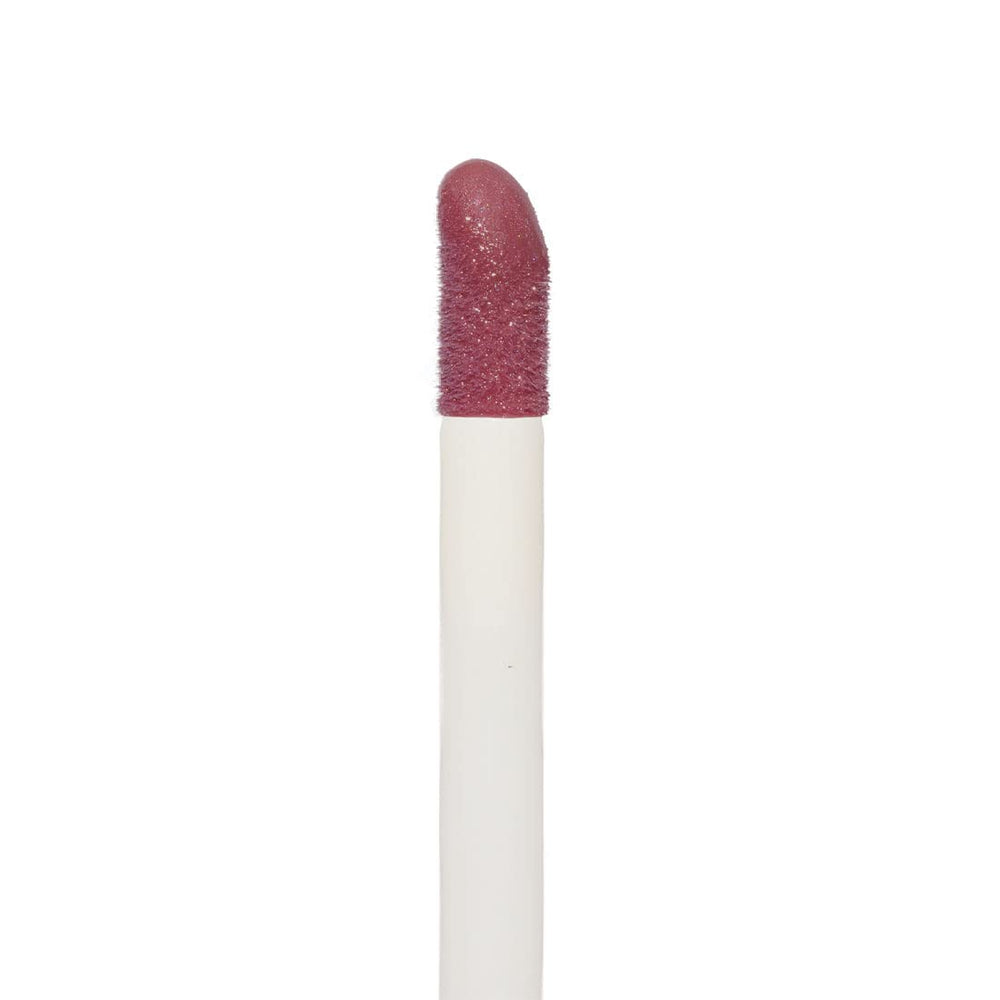 Palladio gloss texture close-up highlighting non-sticky shine and moisturizing look