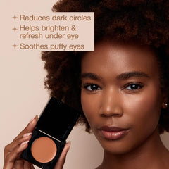 Close-up of Palladio ingredients label highlighting caffeine peptides and vitamin E benefits