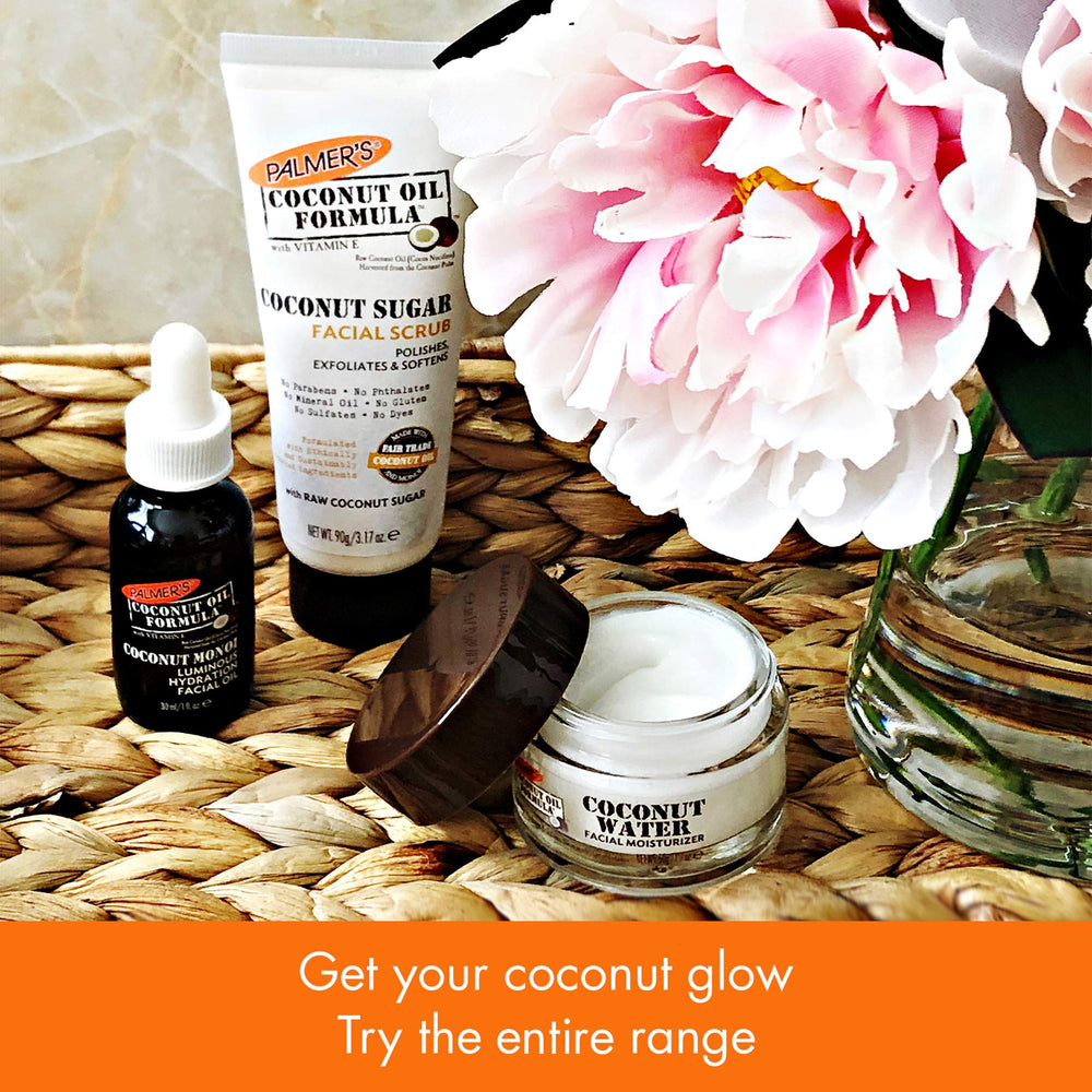 Palmer's ingredients display with coconut and chamomile highlighting natural formulation