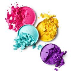 Pangda travel palette in a makeup bag illustrating portability and quick touch-ups