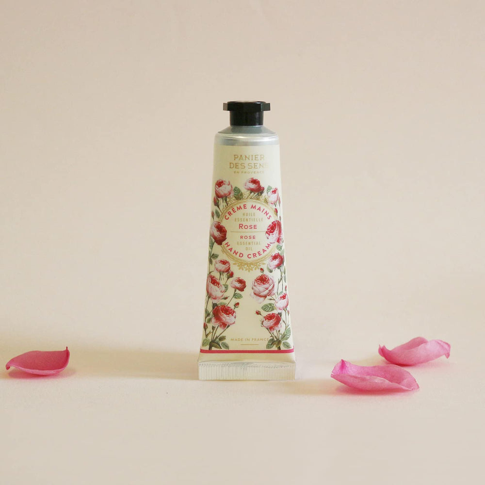 Panier des Sens cap and label detail highlighting recyclable packaging information
