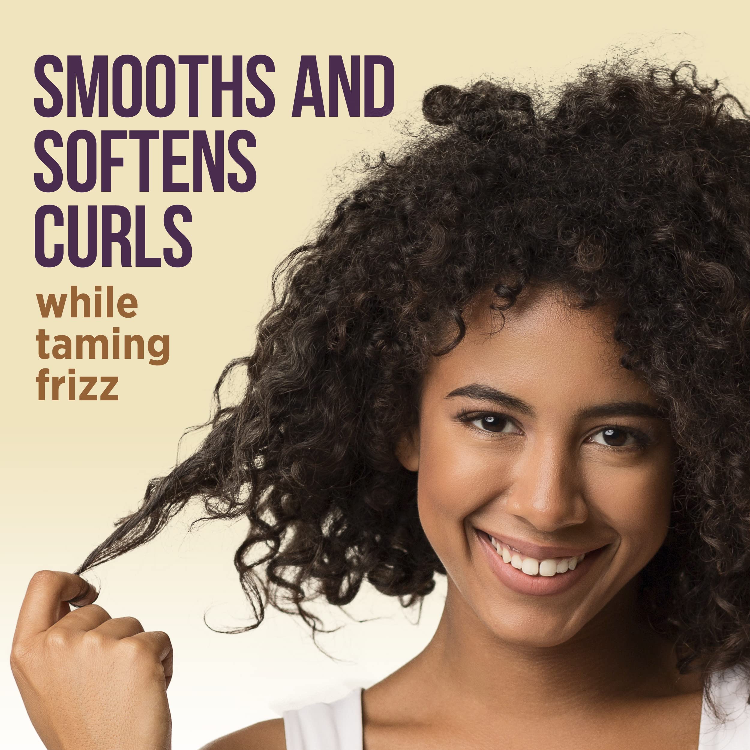 Pantene Gold Series milk texture on hand, demonstrating lightweight argan oil conditioning
