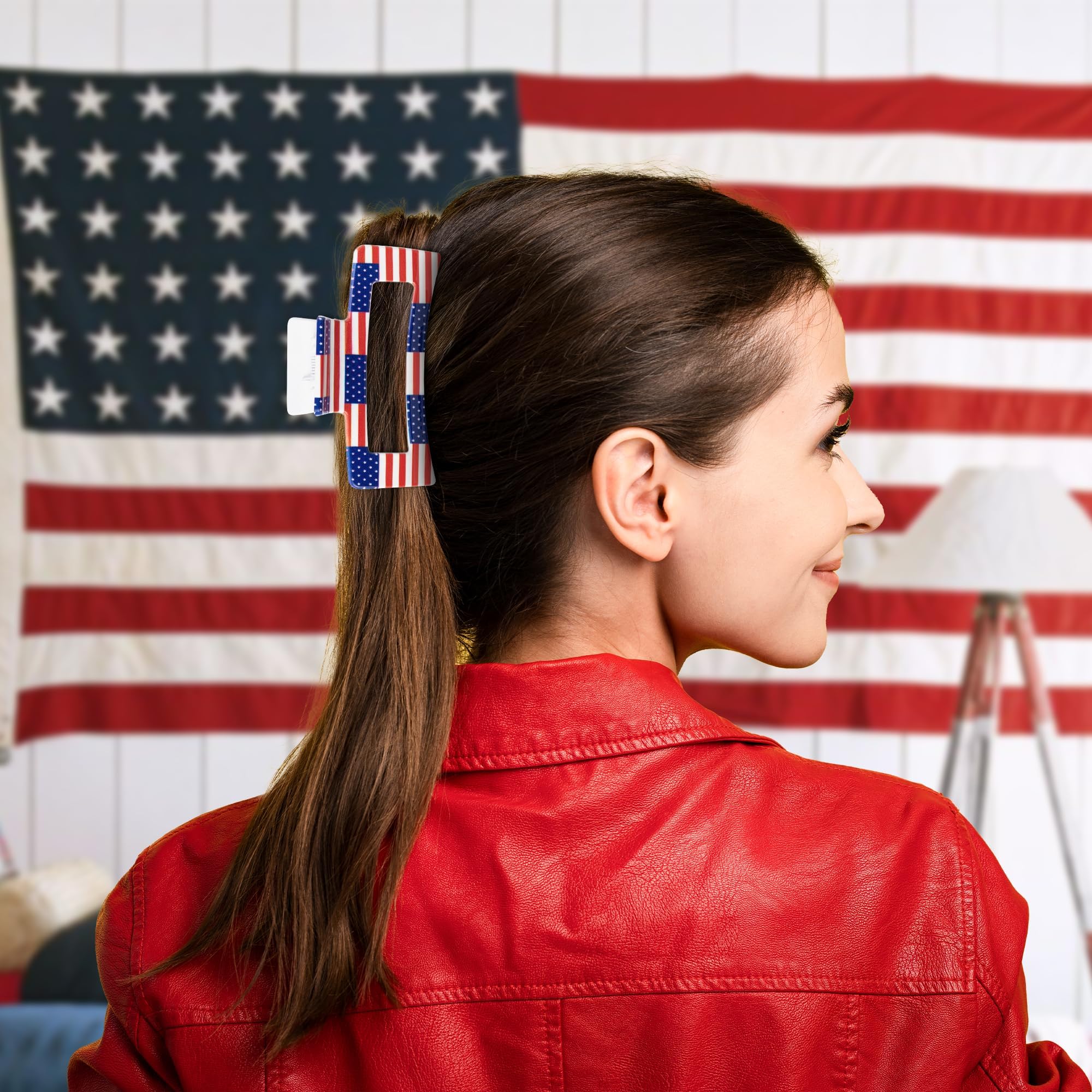 PANTIDE clips paired with 4th of July outfit, easy party-ready styling