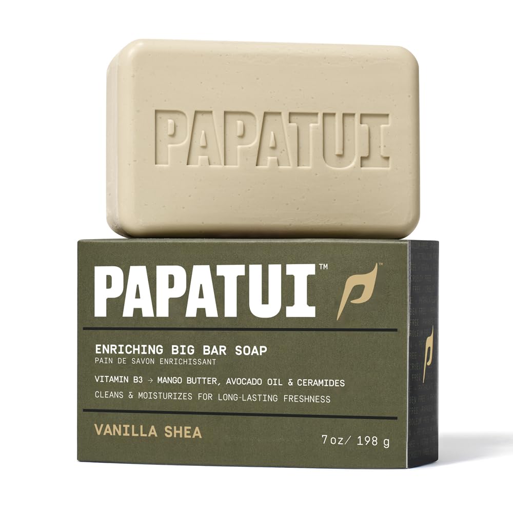 PAPATUI flatlay of packaging and bar showcasing unboxing and contents