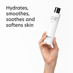 PCA SKIN creamy texture swatch highlighting hydration benefits