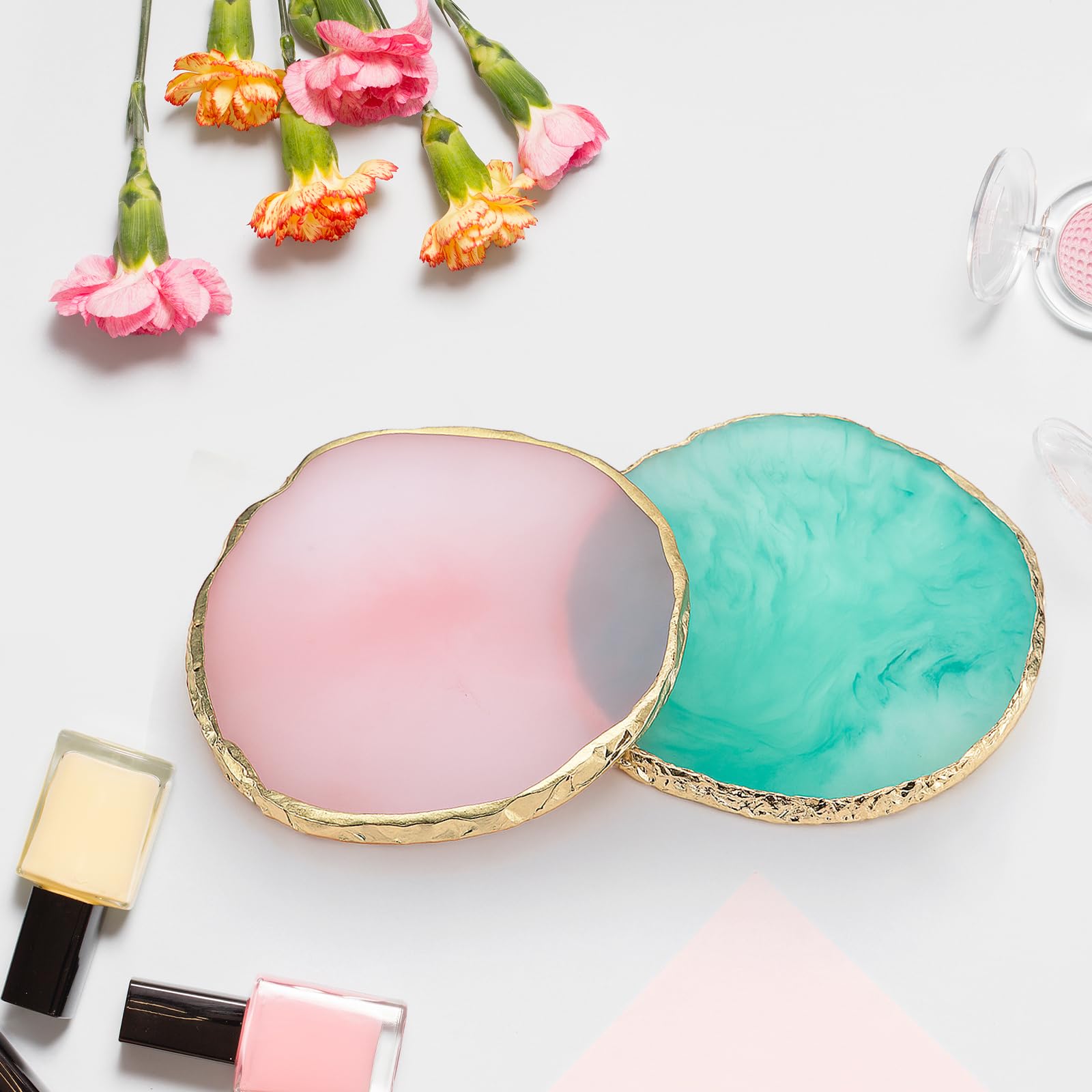Pengxiaomei palettes displayed in salon setting showing professional presentation