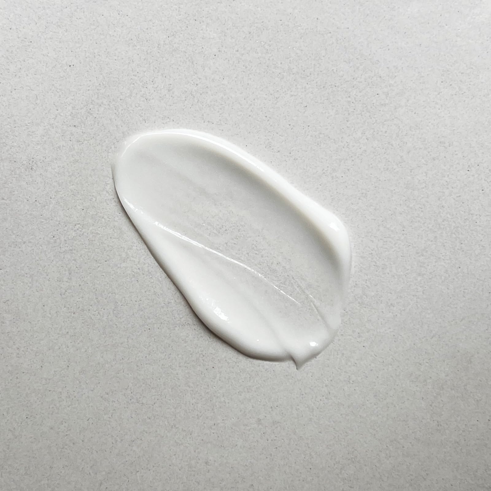 Pharmacopia close-up pump dispensing creamy texture for quick absorption benefit