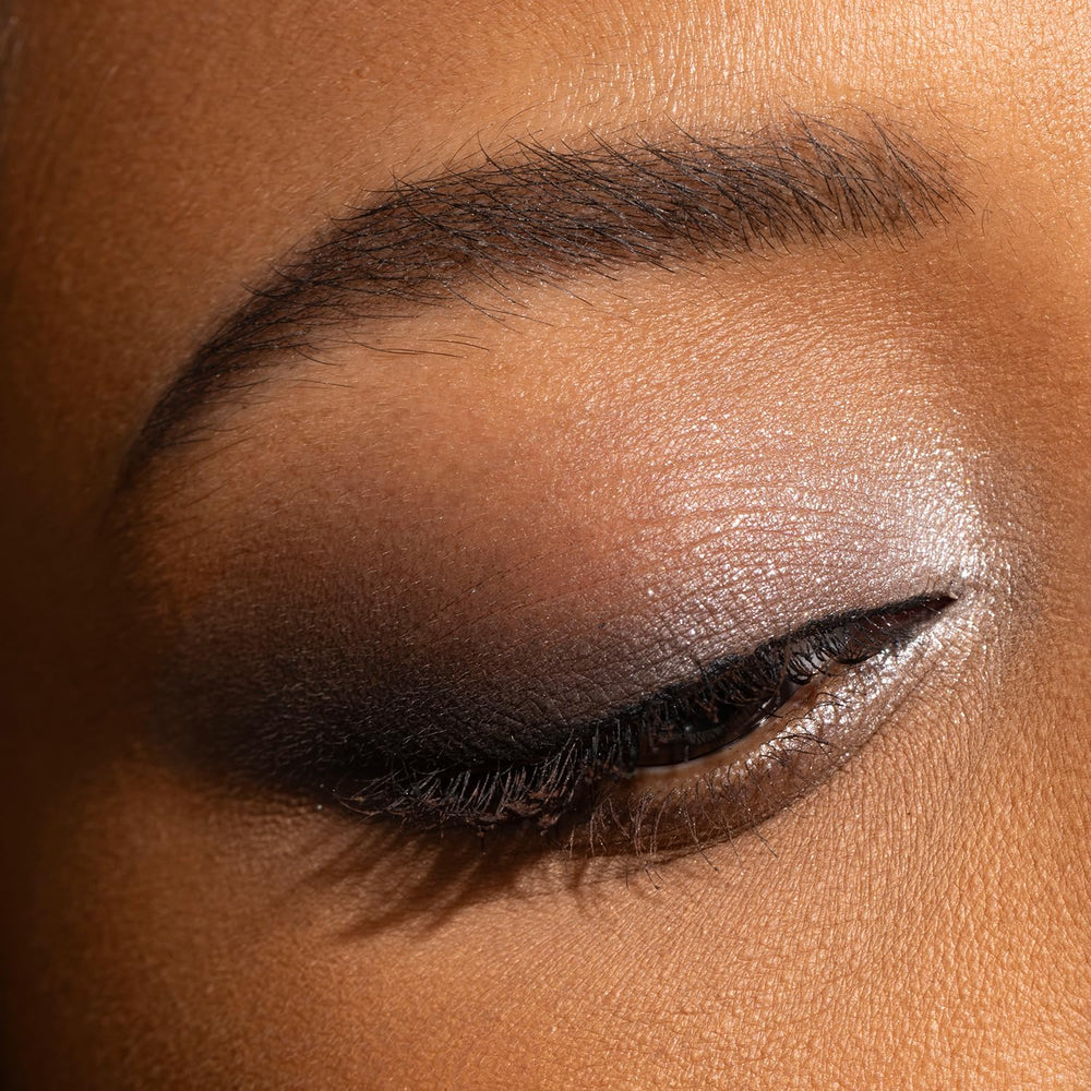 Physicians Formula texture macro of liquid-to-powder finish illustrating smooth blendability