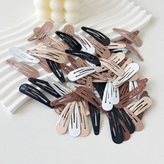 PIDOUDOU five-color array flatlay demonstrating coordinated outfit matching