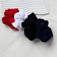 PIDOUDOU scrunchie worn on wrist as accessory offering style and convenience