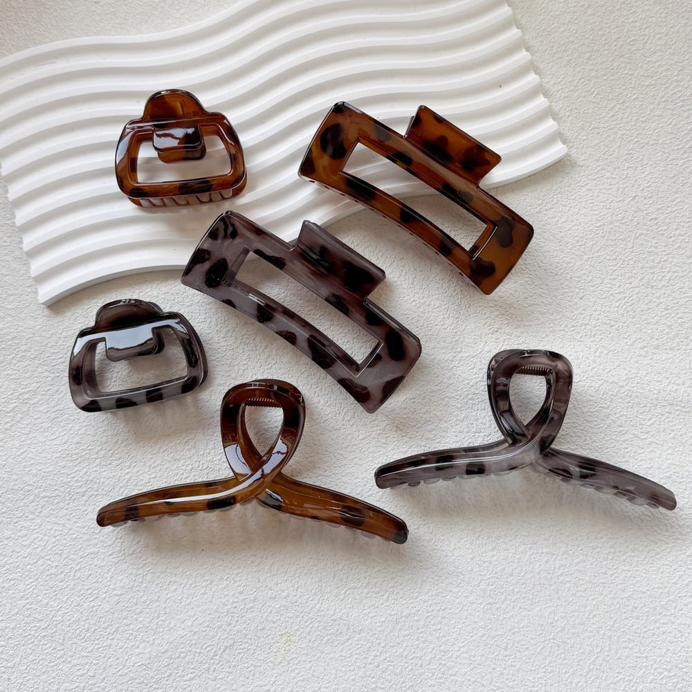 PIDOUDOU close-up of rectangular clip teeth and spring for secure hold