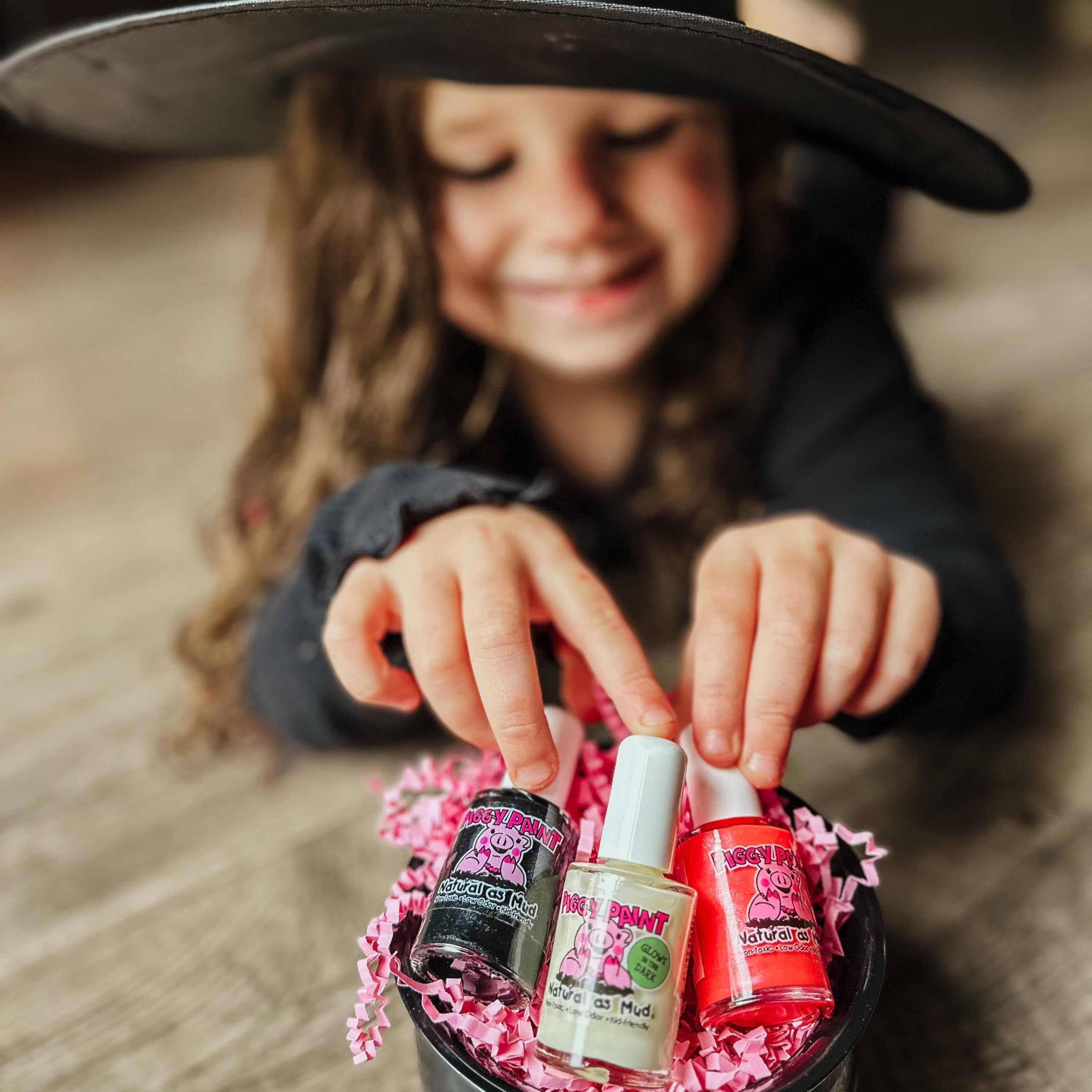 Kids at a sleepover using Piggy Paint showing party-friendly fun