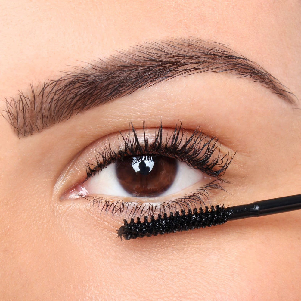 Pixi before and after lower lashes showing visible definition benefit
