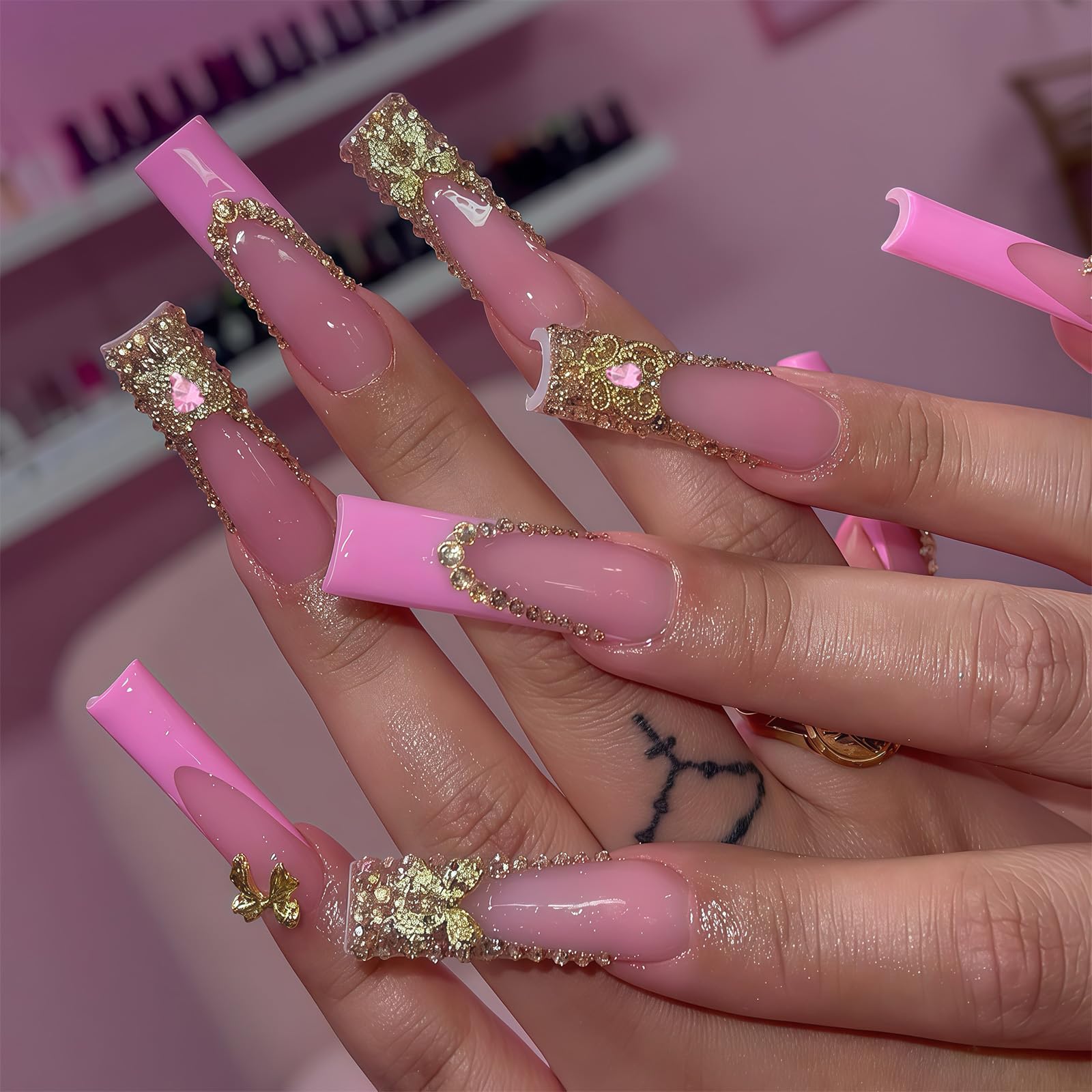 Pizadix lifestyle scene at manicure table showing ease of use and inspiration