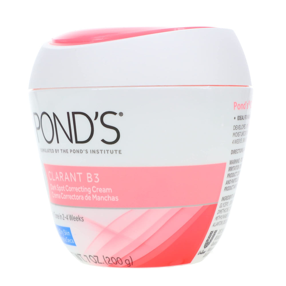 POND'S open jar texture close-up demonstrating rich cream and deep hydration