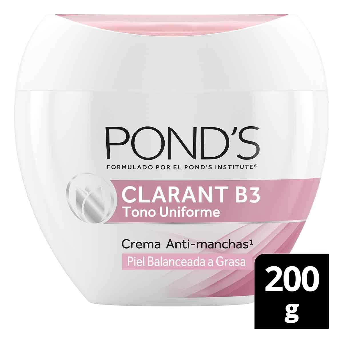 POND'S close-up cream texture demonstrating smooth absorption and lightweight hydration benefit