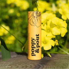 Poppy & Pout beeswax and coconut oil ingredients showing natural hydration