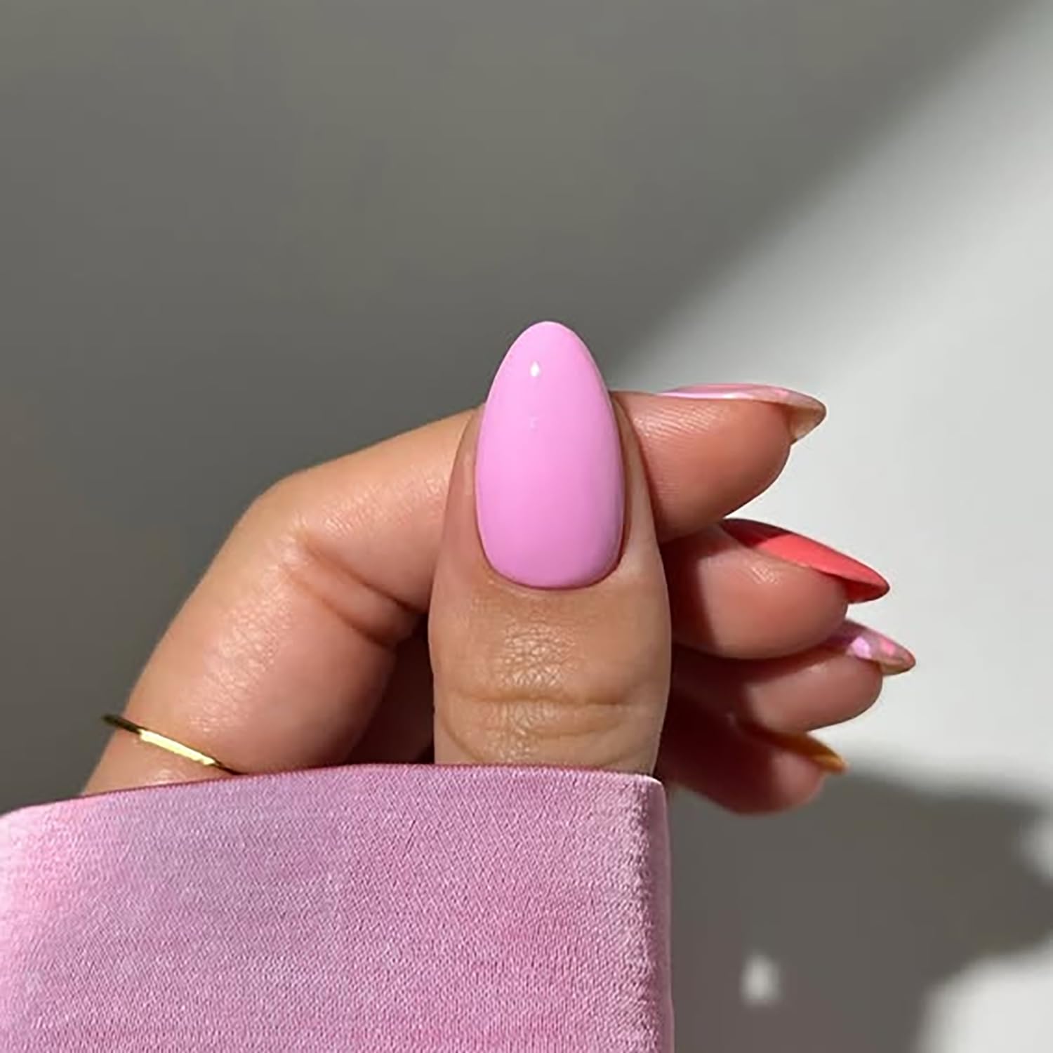 Posyofet size comparison on fingers showing perfect fit and natural look