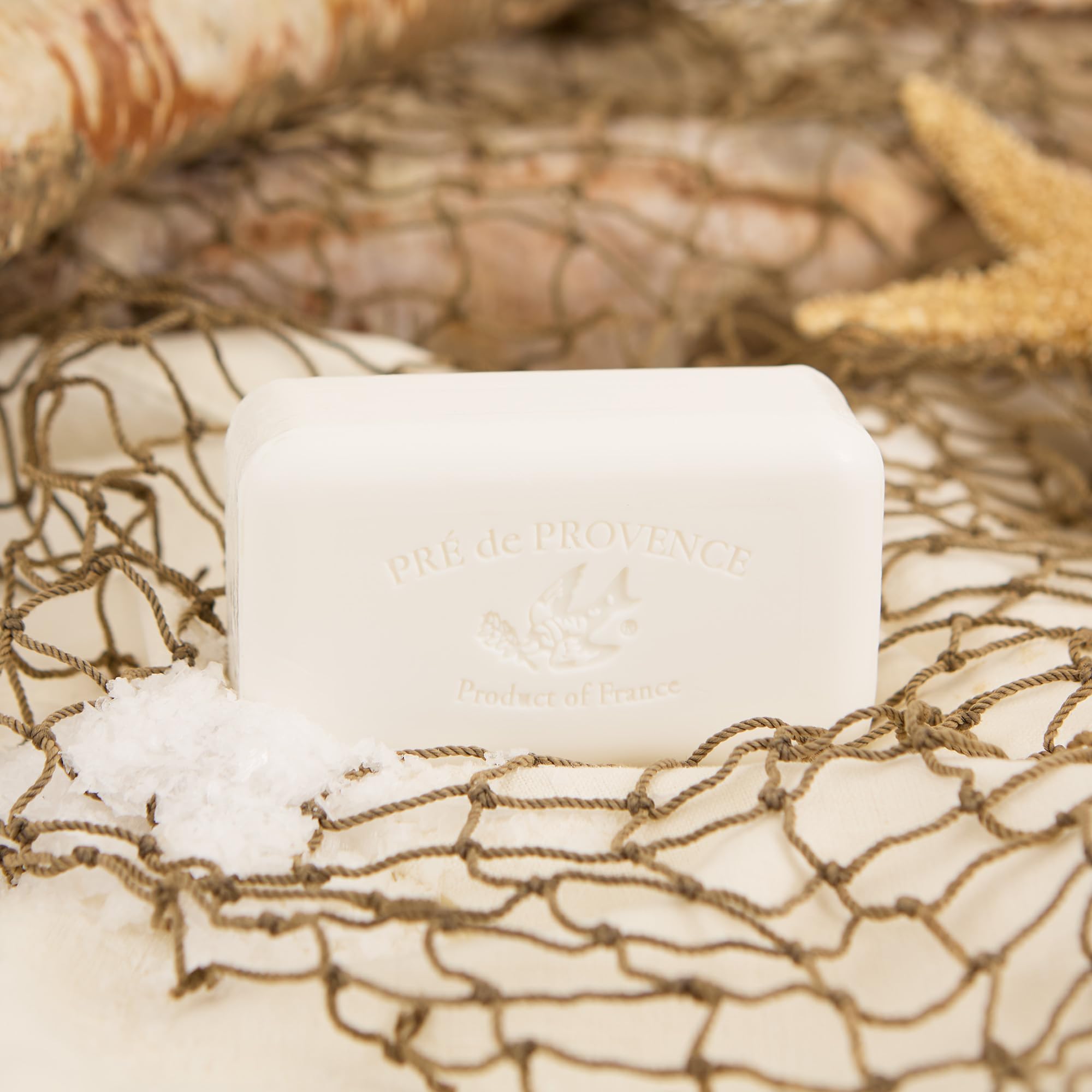 Pre de Provence rich lather and foam illustrating creamy cleansing performance