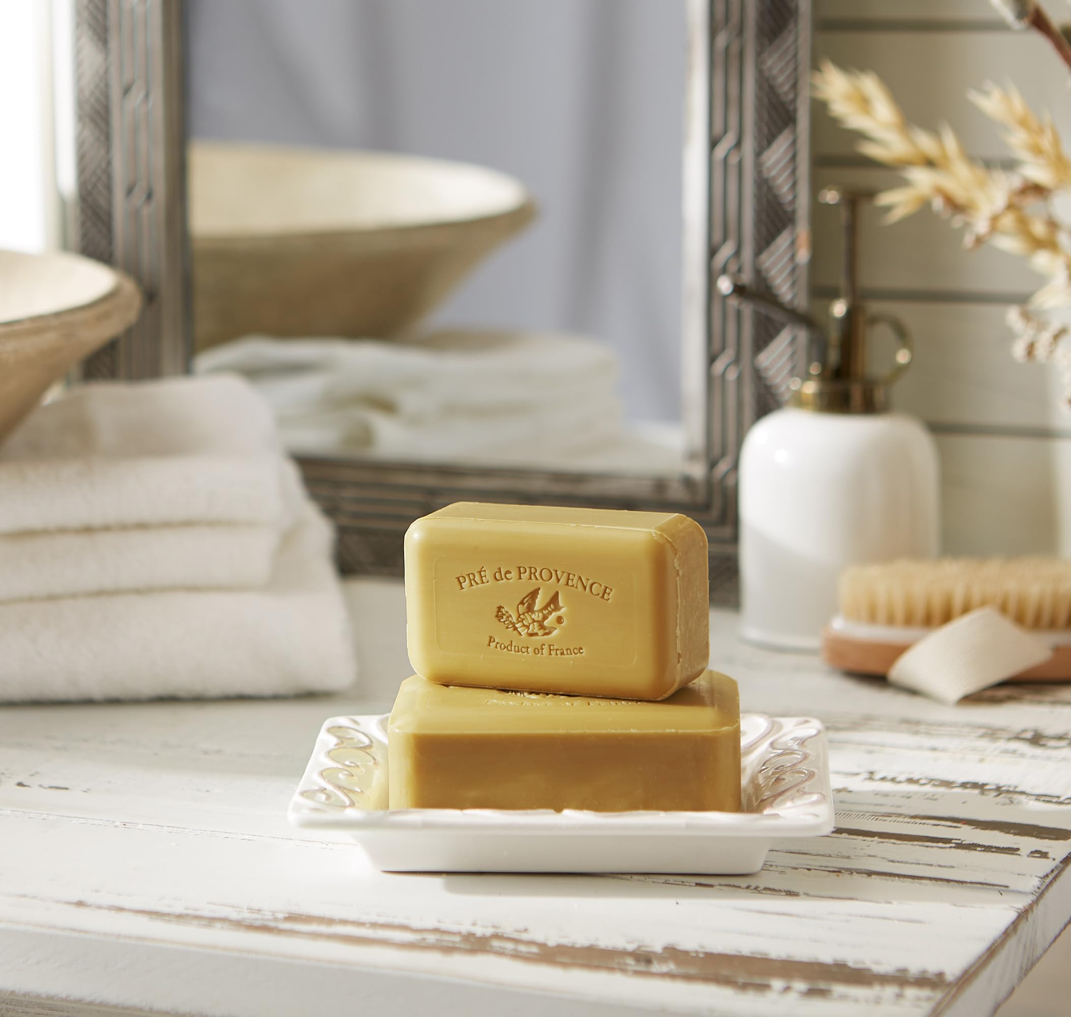 Pre de Provence in-hand lather demonstrating creamy foam and gentle moisturizing effect