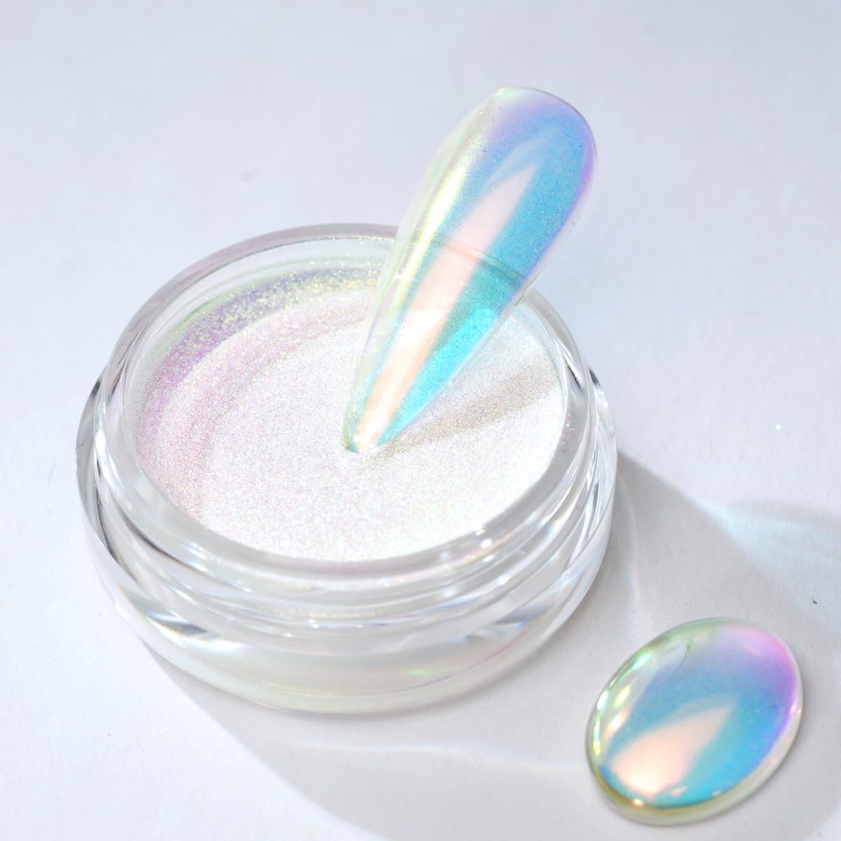 Pretty Diva jar front packaging showing shimmering pigment and clear label benefit
