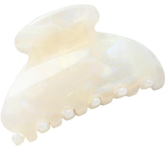Prettyou front view jade white claw showing elegant tortoise pattern and secure hold