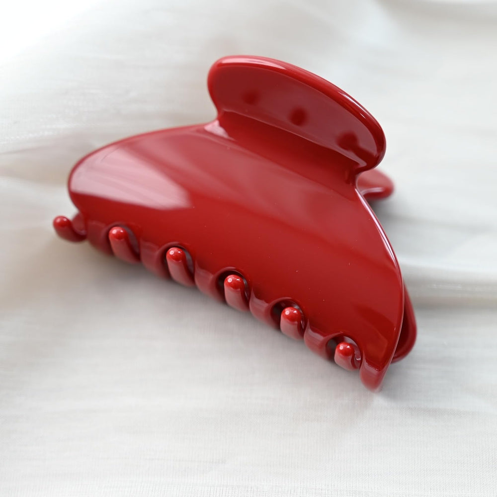 Prettyou side profile showing spring detail for secure grip