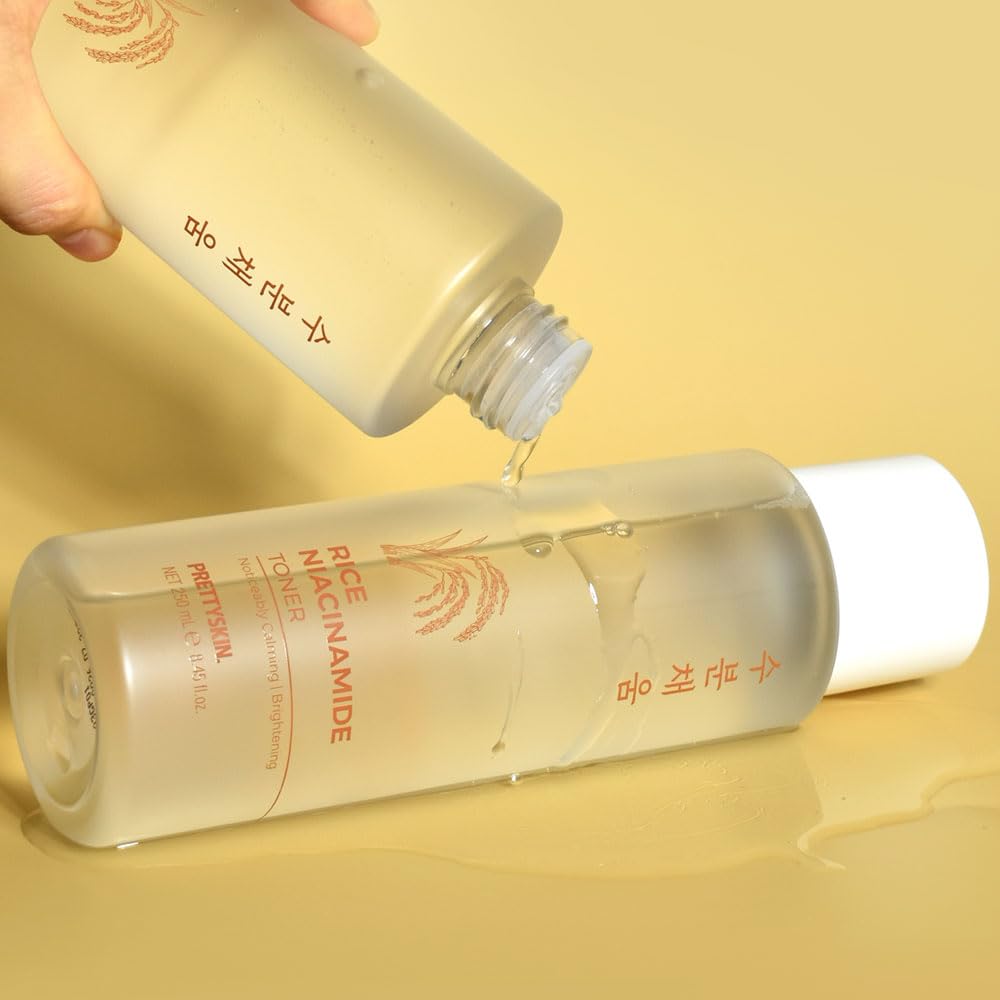 PRETTYSKIN toner pouring to show lightweight texture and quick absorption