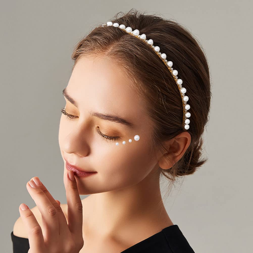 Prudiut pearls used in nail art offering professional-looking accents