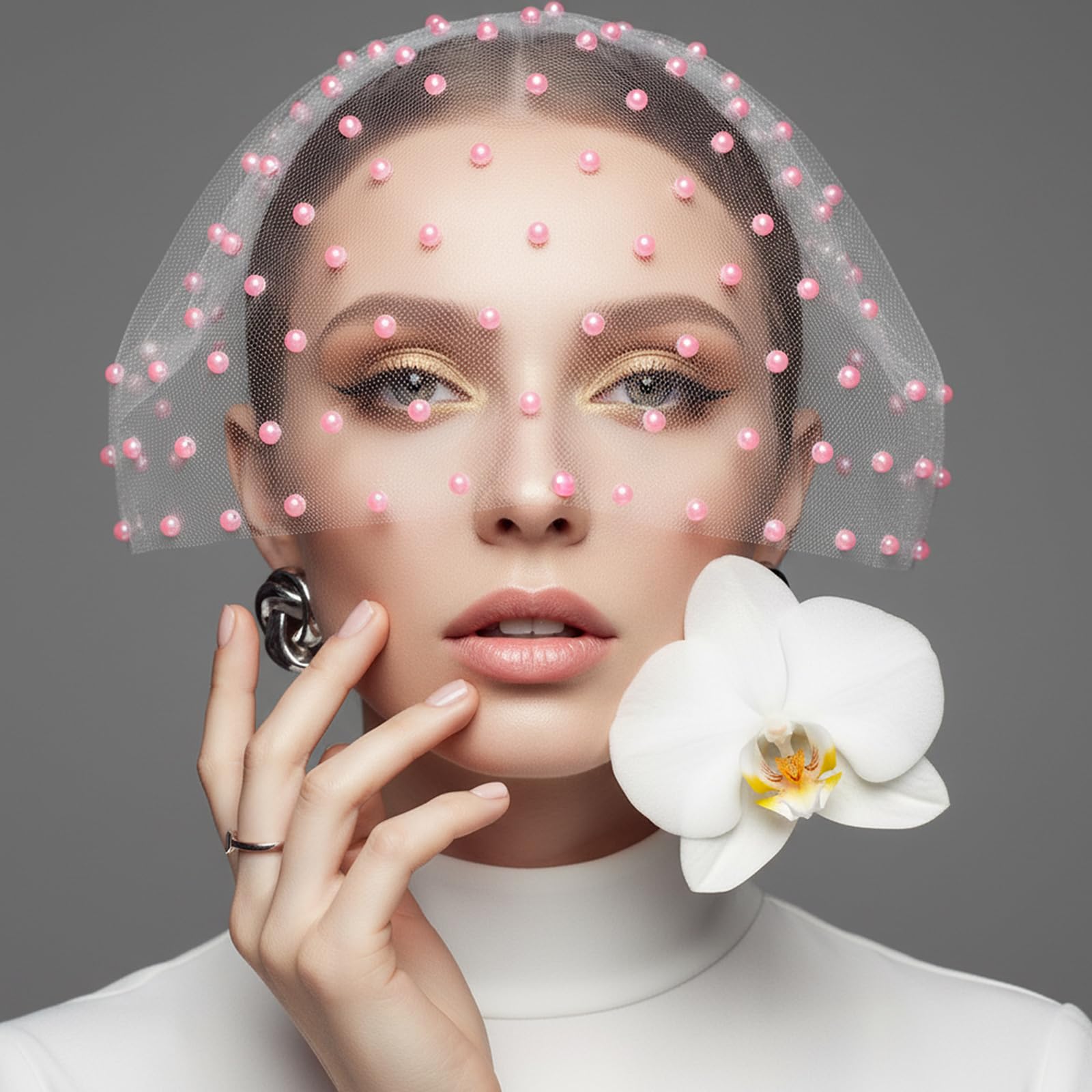 Prudiut pearls applied to model face for festival-ready decoration benefit