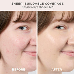PÜR MINERALS being blended with fingers on cheek demonstrating easy application and quick absorption