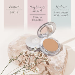 PÜR MINERALS compact held in hand showing mirror and size for easy on-the-go application
