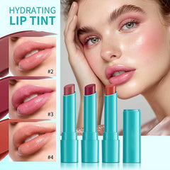 Qawnfy texture oil swirl highlighting nourishing formula and silky absorption
