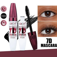 QICIY application on model showing lifted, natural-feeling lashes